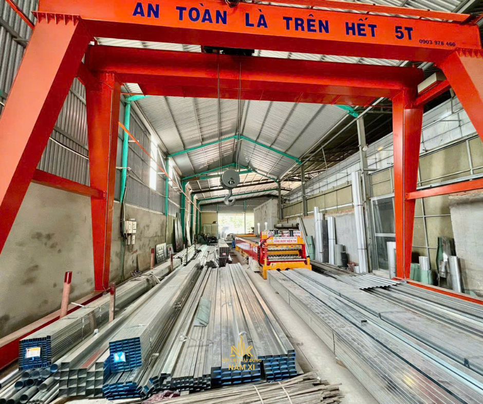 Vật liệu thô tại kho Năm Xi
