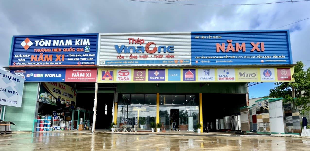 Showroom Năm Xi Tân Khai Hớn Quản